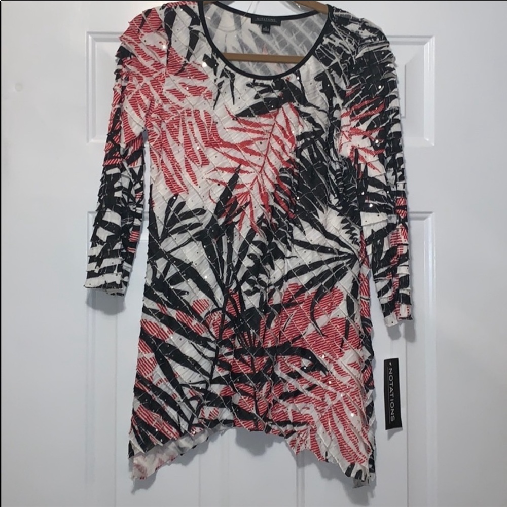 NWT Notations Black White Red Abstract Asymmetrical Hem Embellished Tunic Blouse